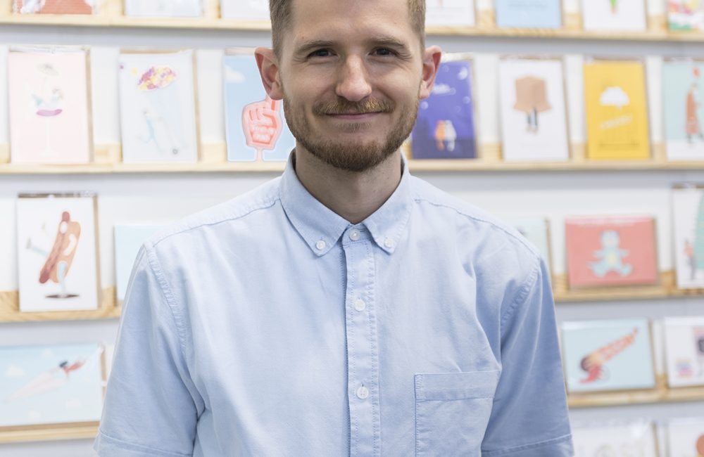 Photo of illustrator Robbie Porter
